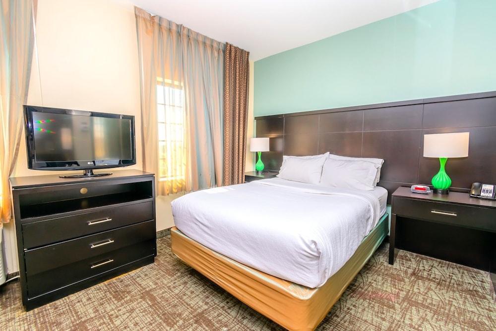 Staybridge Suites Houston - Iah Airport By Ihg Aldine Екстериор снимка