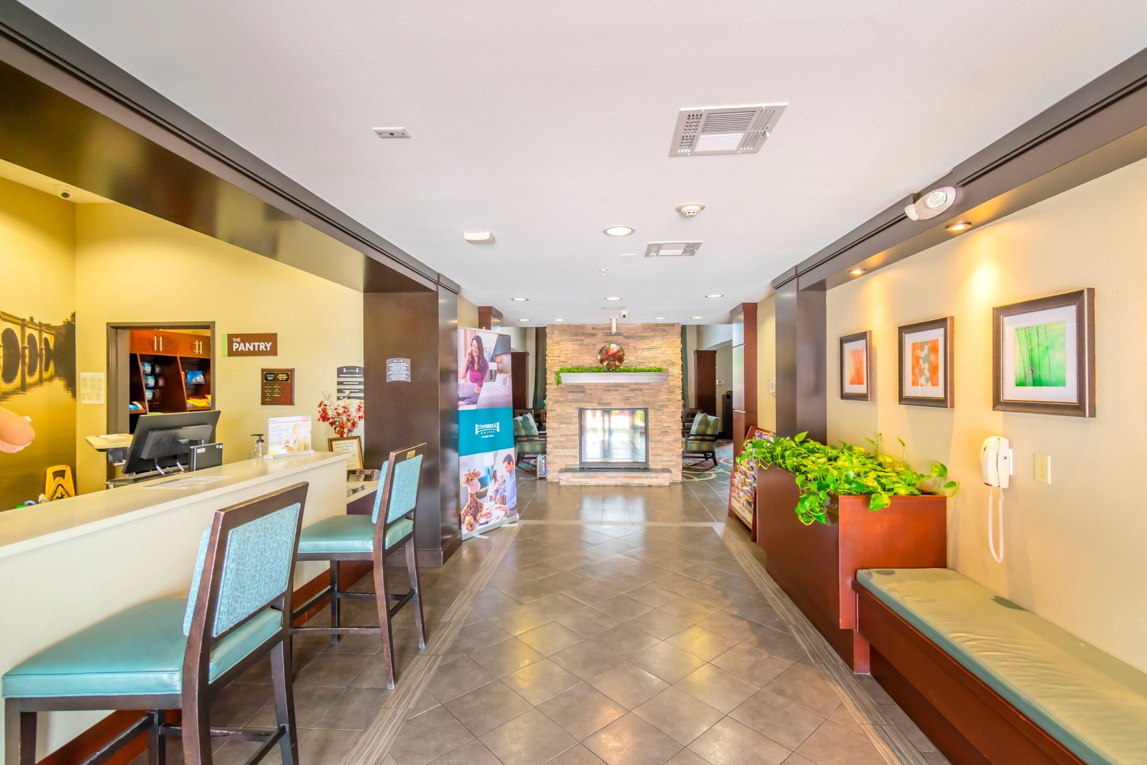 Staybridge Suites Houston - Iah Airport By Ihg Aldine Екстериор снимка